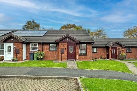 2 bedroom bungalow for sale, Cotswold Grove, Willenhall