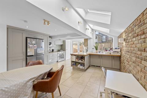 5 bedroom house to rent, William Road, SW19