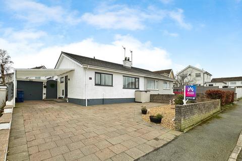 3 bedroom bungalow for sale, Ffordd Llewelyn, Valley, LL65