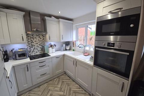 4 bedroom semi-detached house for sale, Sunningdale Road, Seaton Vale Estate, Ashington