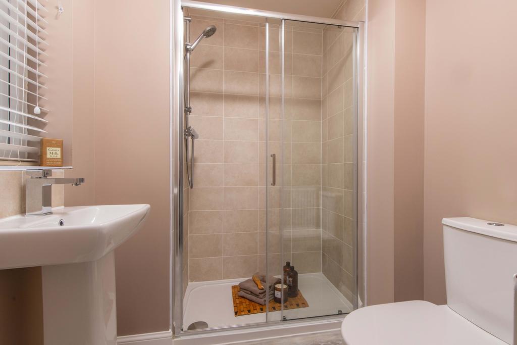 Internal View of The Ellerton Bathroom