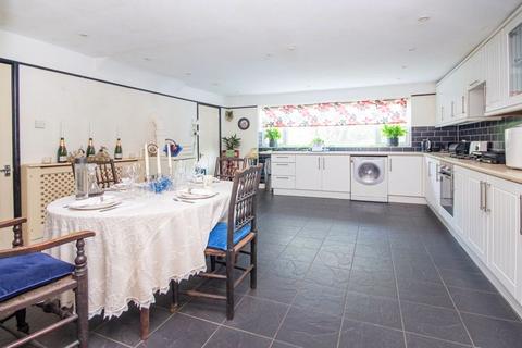 5 bedroom character property for sale, Totton