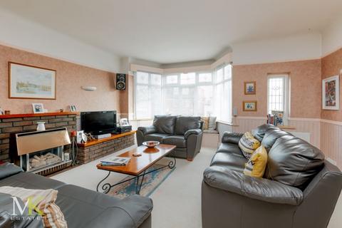 2 bedroom apartment for sale, Christchurch Road, Bournemouth BH7