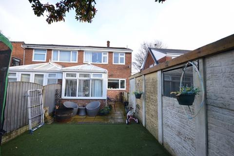 56 Dundalk Road, Widnes, WA8 8DB