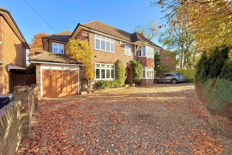 5 bedroom detached house for sale, Totternhoe Road, Dunstable