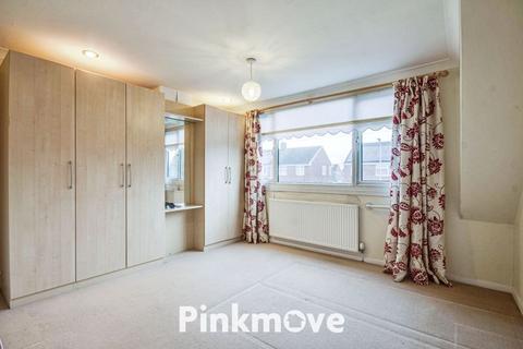 2 bedroom semi-detached house for sale, Willow Close, Newport