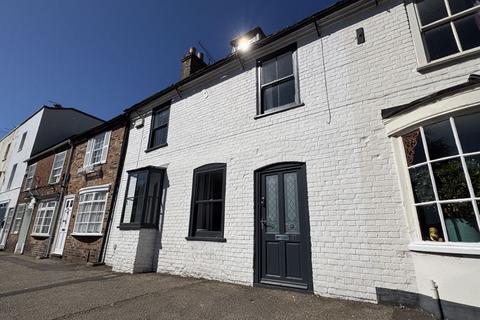 Immaculate Town Centre Home on North Street, Wareham