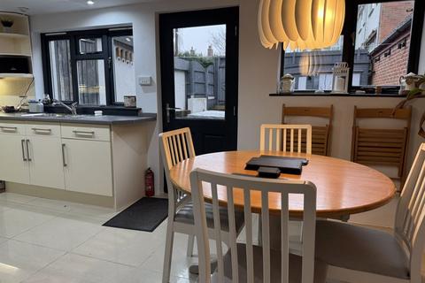 undefined, Immaculate Town Centre Home on North Street, Wareham