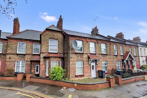 4 bedroom terraced house for sale, Morley Avenue, London, N22