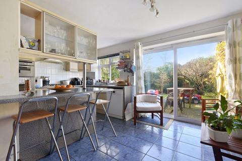55 Grosvenor Avenue, Harrow, HA2 7AS