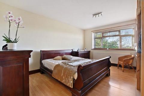 55 Grosvenor Avenue, Harrow, HA2 7AS
