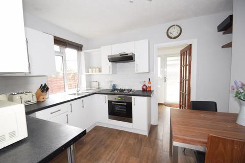 34 Dinton Road, London, SW19 2AP