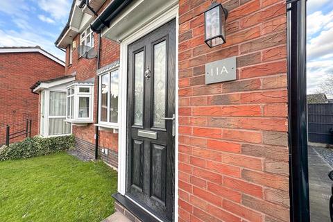 2 bedroom semi-detached house for sale, Severn Close, Congleton