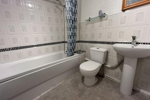 51 Beal Lane, Shaw, Oldham, OL2 8UY