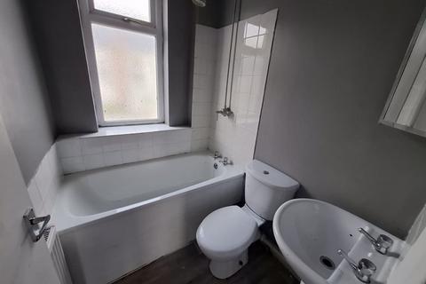 3 bedroom end of terrace house for sale, Alpha Street, Liverpool