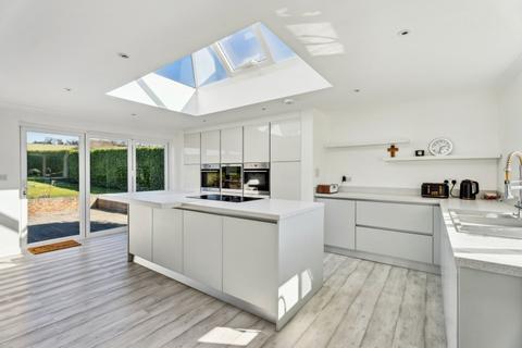 5 bedroom detached house for sale, Wycombe Road, Princes Risborough HP27