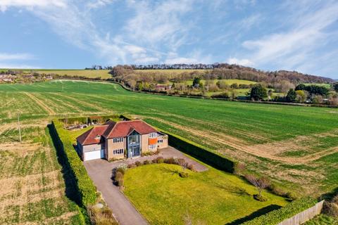 5 bedroom detached house for sale, Wycombe Road, Princes Risborough HP27