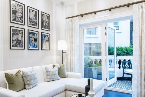 2 bedroom apartment to rent, Prince of Wales Terrace, London W8