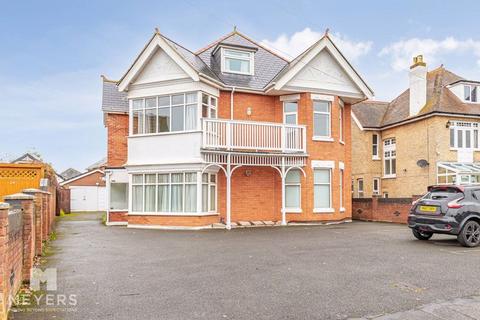 1 bedroom apartment for sale, 22 Foxholes Road, Bournemouth