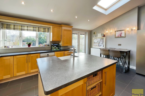 4 bedroom semi-detached house for sale, Bromley Heath Road, Bristol, South Gloucestershire