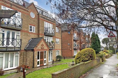 1 bedroom apartment to rent, Overton Road Sutton SM2