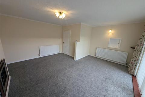 2 bedroom semi-detached bungalow to rent, Hayton Road