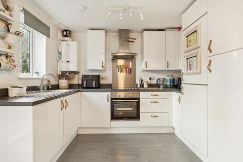 50 Applefield, Amersham, HP7 9NF