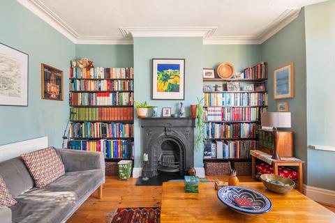 25 Belton Road, Bristol, BS5 0JS