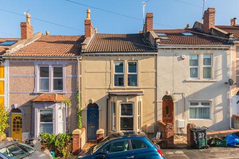 25 Belton Road, Bristol, BS5 0JS