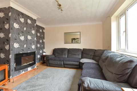 3 bedroom terraced house for sale, Churchill Avenue, Chatham, Kent