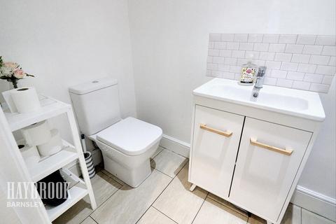 25 Common Road, Brierley, Barnsley, S72 9ER