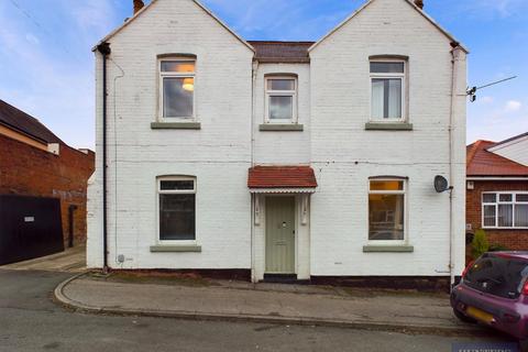 3 bedroom house for sale, Springhill Road, Scarborough