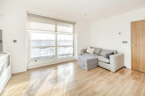 1 bedroom flat to rent, Cornell Square, London SW8