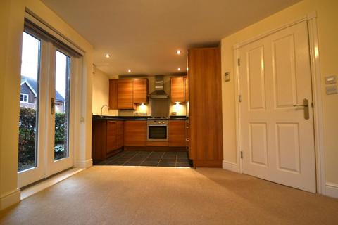 2 bedroom apartment to rent, Chantry Court, Felsted, CM6