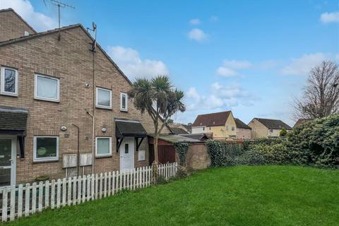 1 bedroom semi-detached house to rent, Cleveland Close, Colchester CO4