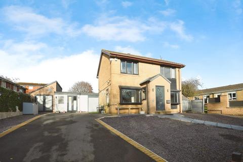 66 Holgate Avenue, Sheffield, S5 9LL