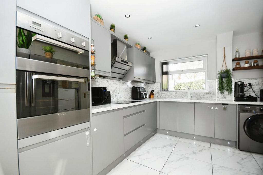 Kitchen diner