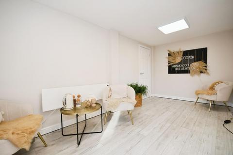 66 Holgate Avenue, Sheffield, S5 9LL