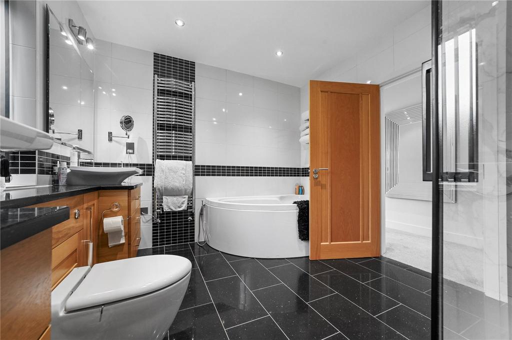 Principal Ensuite