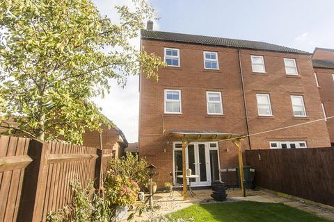 4 bedroom house to rent, Limner Street, Market Harborough