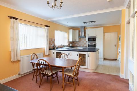 9 Crofts Avenue, Corbridge, NE45 5LY