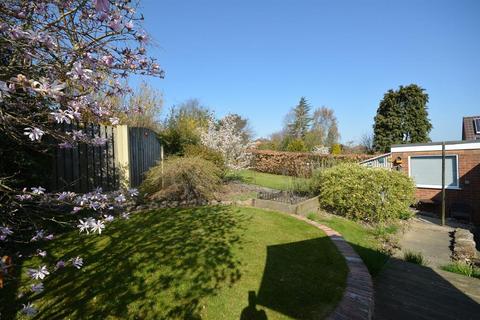 2 bedroom detached bungalow for sale, Davids Drive, Wingerworth, Chesterfield, S42 6TT