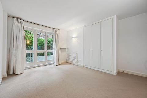 4 bedroom apartment to rent, London SW5