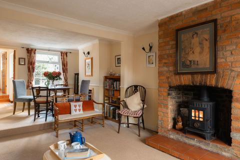 2 bedroom end of terrace house for sale, New Mill Terrace, Tring, Hertfordshire, HP23