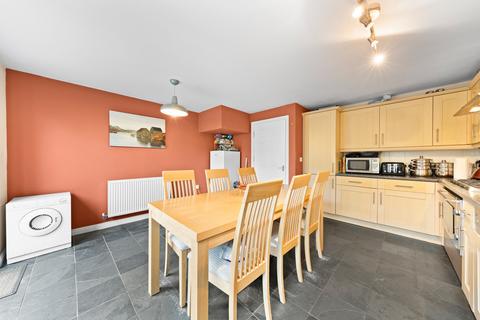 4 bedroom end of terrace house for sale, Stonechat Road, Rugby, CV23