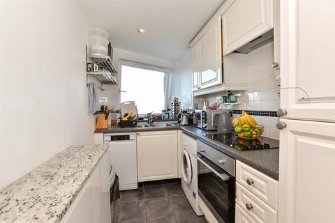 2 bedroom apartment for sale, Belgrave Road, Wanstead