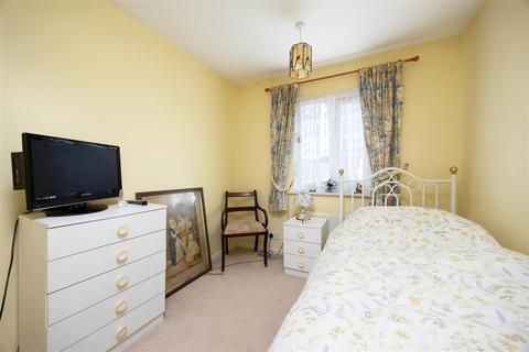 3 Jasmine Way, Trowbridge, BA14 7SW