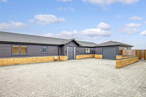 4 bedroom bungalow for sale, Greyhound Grove, Upminster, RM14