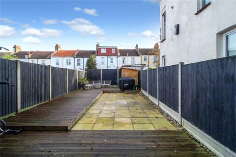 4 bedroom terraced house for sale, Silverdale Avenue, Westcliff-on-Sea, Essex, SS0