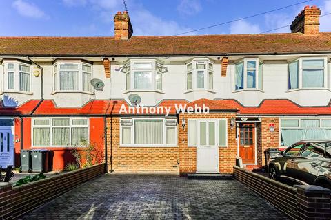 3 bedroom terraced house for sale, Mitchell Road, Palmers Green, N13